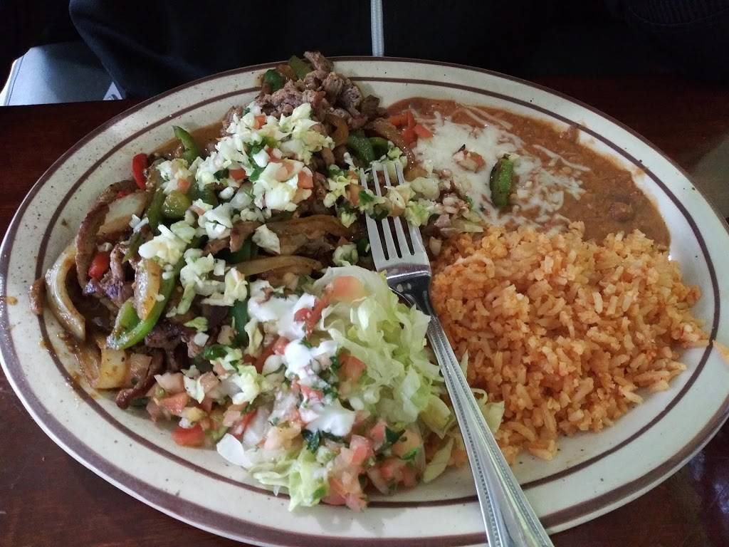 Taqueria Jarro Viejo | restaurant | 1120A W F St, Oakdale, CA 95361, USA | 2095028282 OR +1 209-502-8282