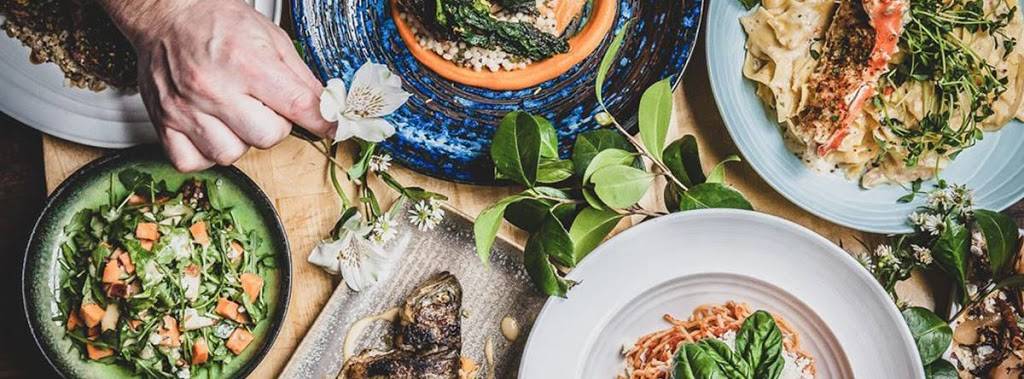 Parc | restaurant | 800 Woodward Ave, Detroit, MI 48226, USA | 3139227272 OR +1 313-922-7272