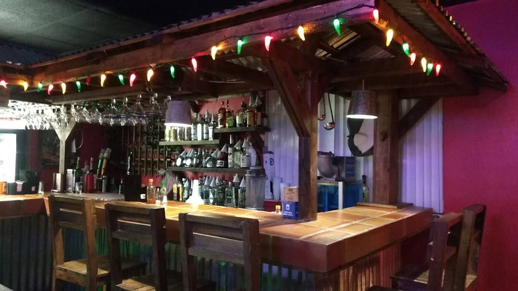 Eduardos Lokos Tacos | restaurant | 226 W Alfred St, Tavares, FL 32778, USA | 3527421181 OR +1 352-742-1181