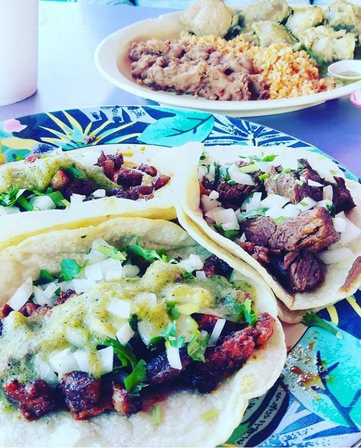 El Sazon Del Sur | restaurant | 9401 N Cave Creek Rd A, Phoenix, AZ 85020, USA | 6029970642 OR +1 602-997-0642