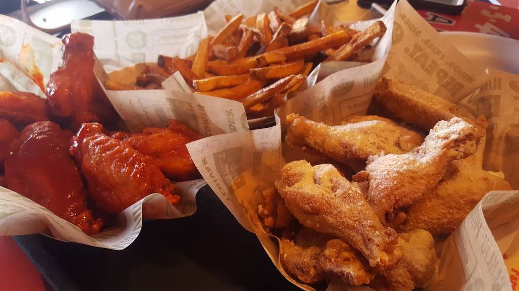 Wingstop | restaurant | 425 Eubank Blvd NE, Albuquerque, NM 87123, USA | 5052719464 OR +1 505-271-9464