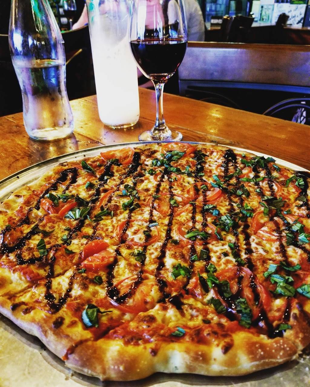 Copa Wine Bar & Tasting Room | restaurant | 19141 Stone Oak Pkwy Ste. 704, San Antonio, TX 78258, USA | 2104952672 OR +1 210-495-2672