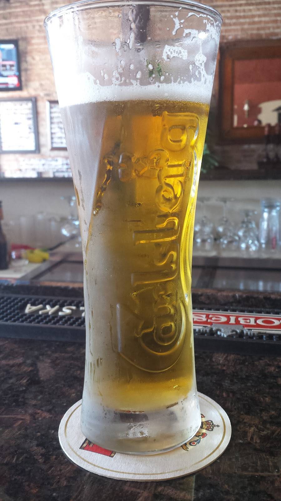 MILANO’S Cafe Bar | restaurant | 3930 W School St, Chicago, IL 60618, USA | 7736853830 OR +1 773-685-3830