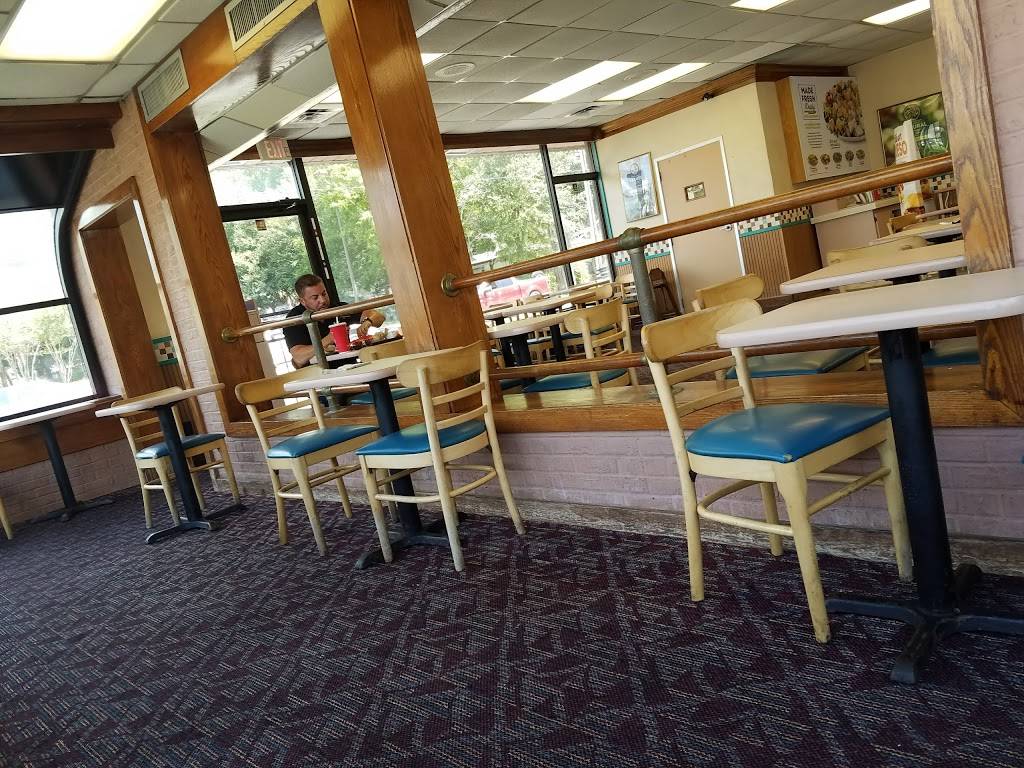 Wendys | restaurant | 4842 Post St, Jacksonville, FL 32205, USA | 9042650730 OR +1 904-265-0730