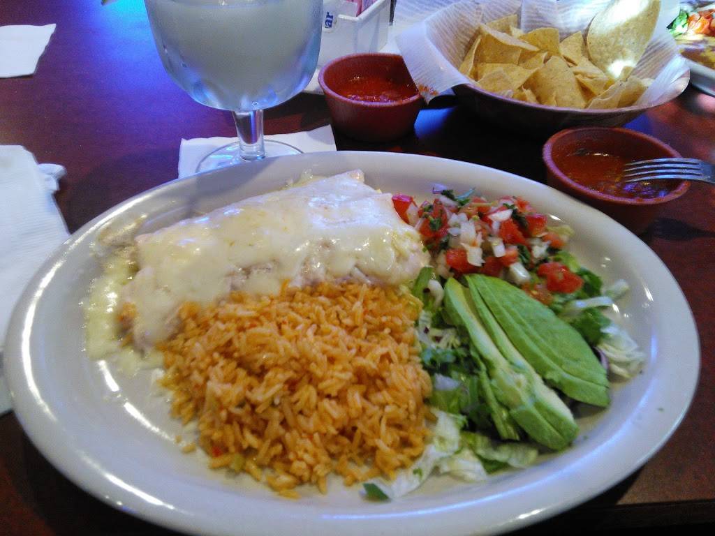 Los Pericos | restaurant | 508 S Danville St, Willis, TX 77378, USA | 9368900519 OR +1 936-890-0519