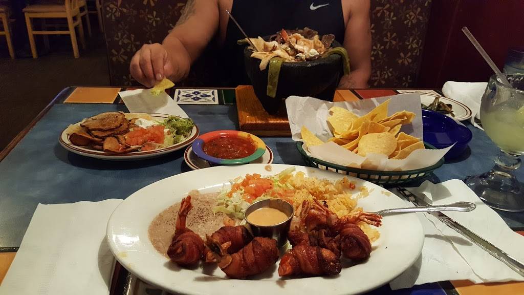 El Mirador Mexican Restaurant | restaurant | 11370 Huron St, Northglenn, CO 80234, USA | 3032524872 OR +1 303-252-4872