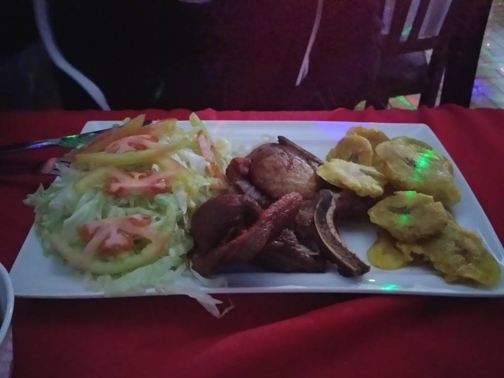 Quisqueya La Bella | restaurant | 1300 Finch Ave W, North York, ON M3J 3K2, Canada | 6475604015 OR +1 647-560-4015