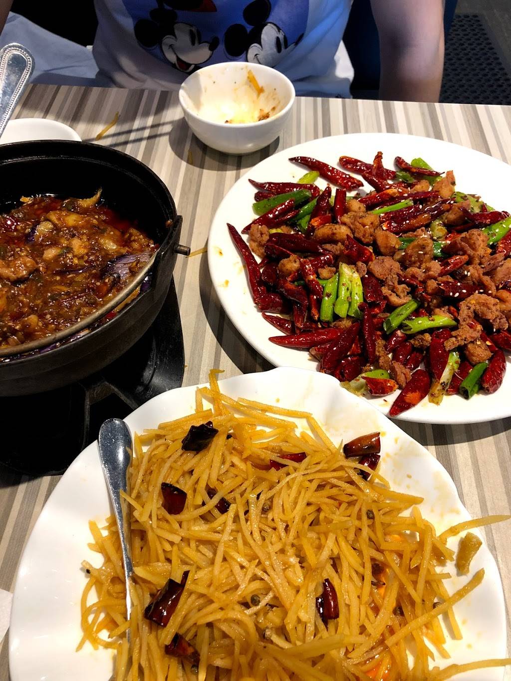 Dumplings & Szechuan Cuisine | restaurant | 2557 Warden Ave, Scarborough, ON M1W 2H7, Canada | 4164937375 OR +1 416-493-7375