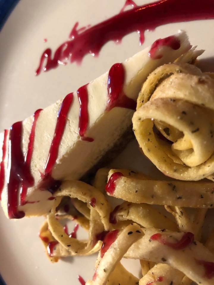 Clubhouse Pizzeria | restaurant | 141 W South St, Connellsville, PA 15425, USA | 7246032637 OR +1 724-603-2637