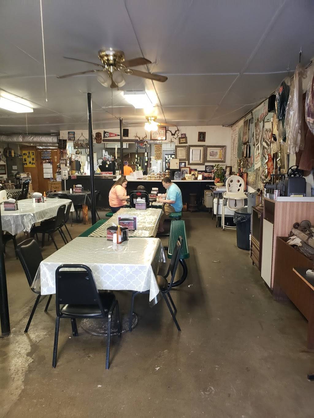 Mumphords Place Restaurant | restaurant | 1202 E Juan Linn St, Victoria, TX 77901, USA | 3614851112 OR +1 361-485-1112