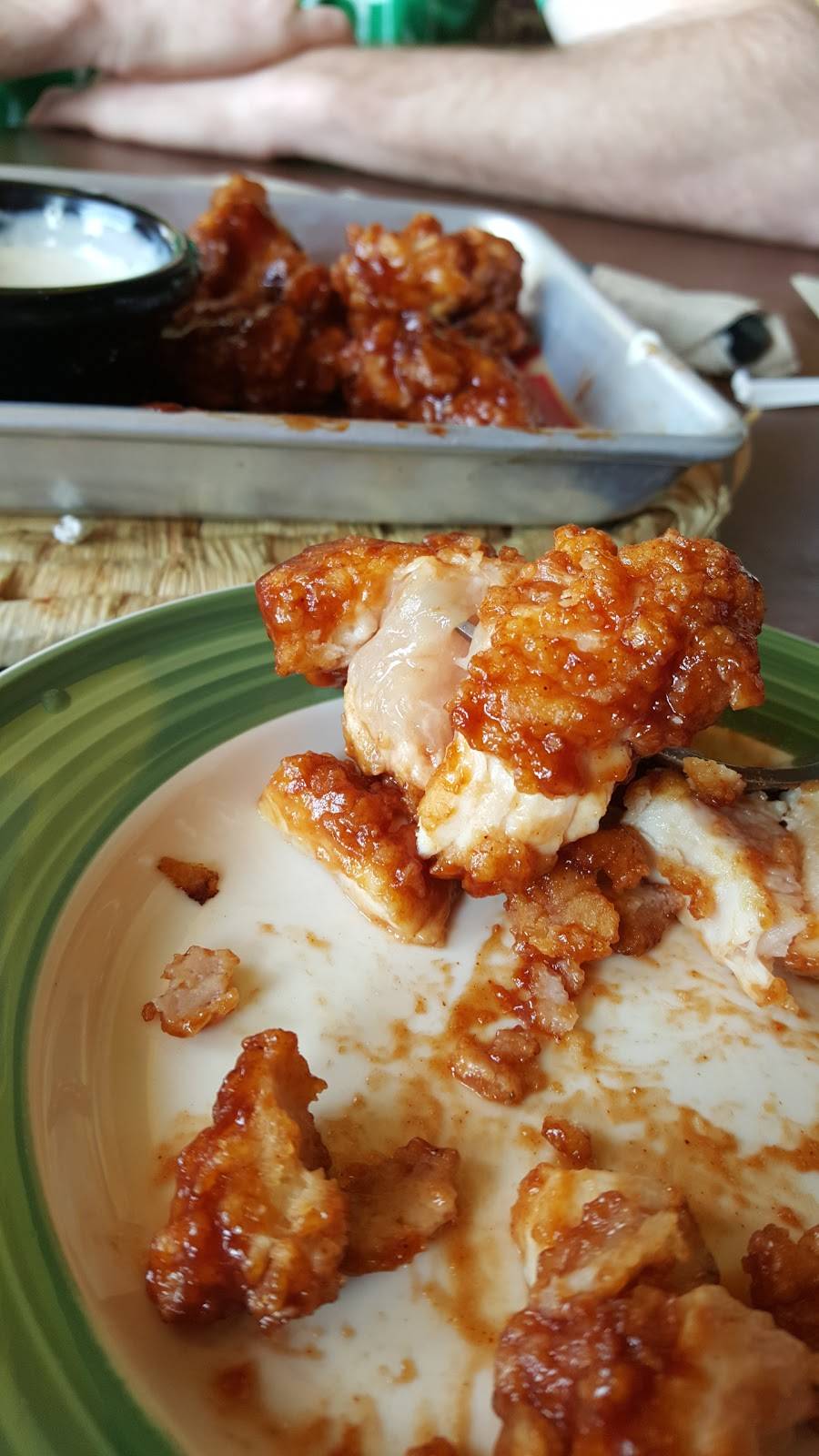 Applebees Grill + Bar | restaurant | 612 Grassfield Pkwy, Chesapeake, VA 23322, USA | 7573120163 OR +1 757-312-0163