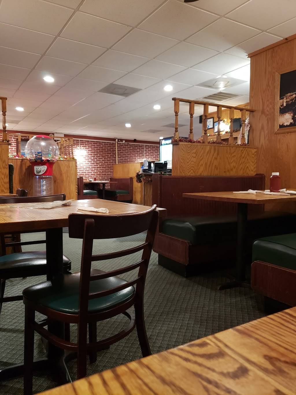 Italian Garden | restaurant | 105 S Main St, Boiling Springs, NC 28017, USA | 7044349290 OR +1 704-434-9290