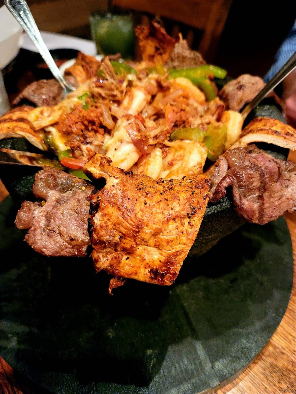 Catrinas Mexican Kitchen & Cantina | restaurant | 2925 E Battlefield Rd #105, Springfield, MO 65804, USA | 4173501006 OR +1 417-350-1006