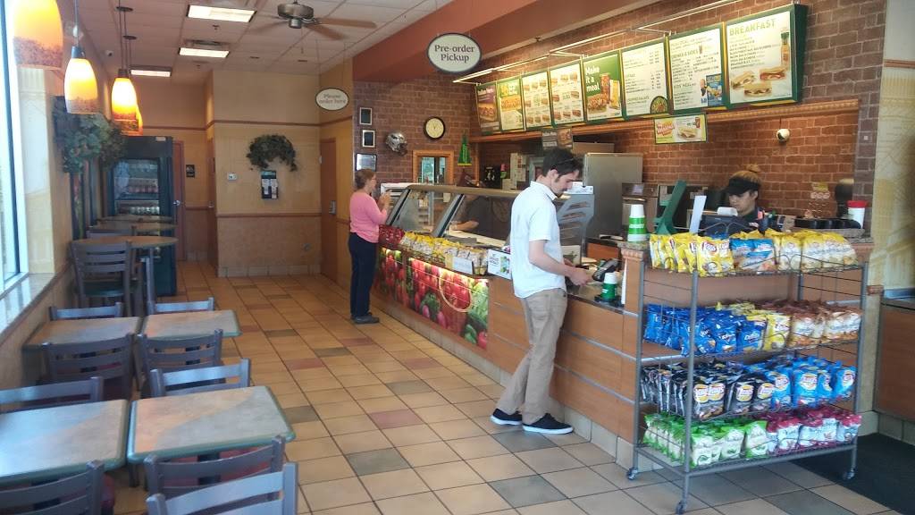 Subway | restaurant | 7965 FL-50, Groveland, FL 34736, USA | 3524297680 OR +1 352-429-7680