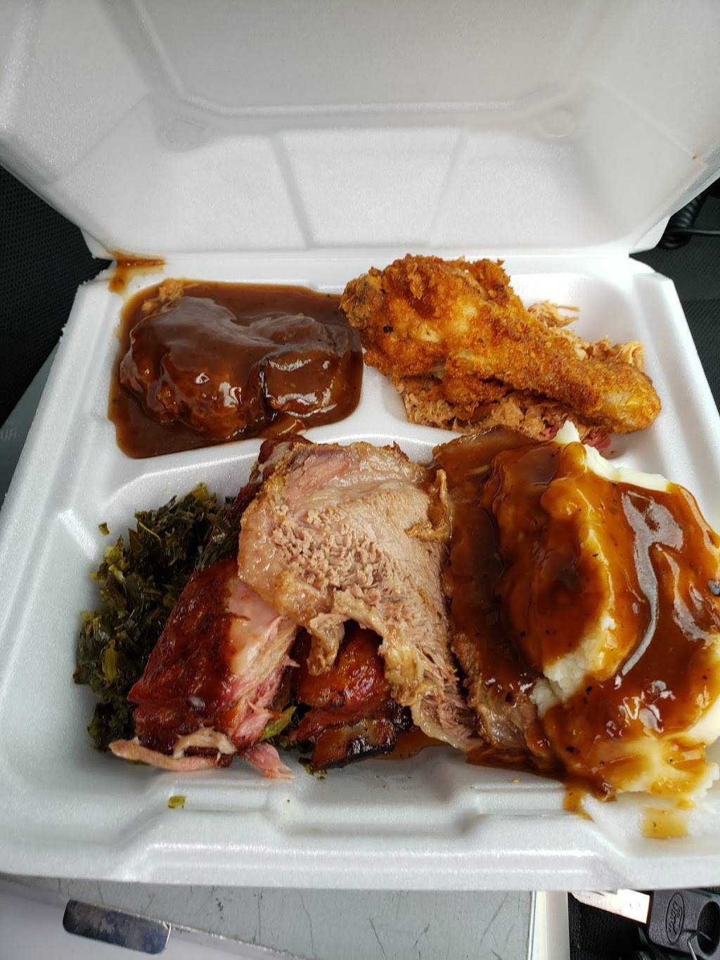 Nannys Restaurant | restaurant | 11900 S Crater Rd, Petersburg, VA 23805, USA | 8047336619 OR +1 804-733-6619