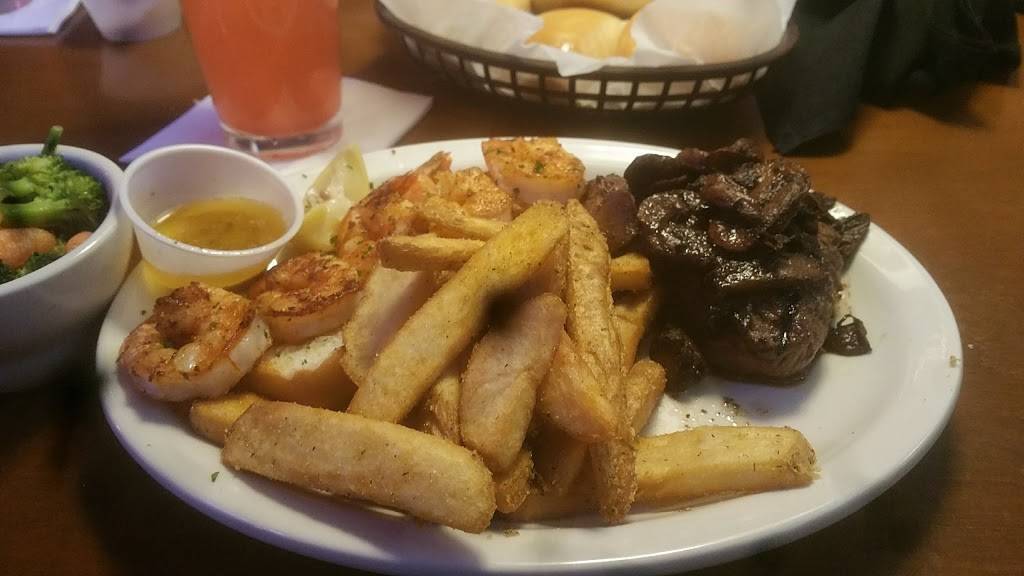 Texas Roadhouse | restaurant | 103 Moosehaven Rd, Jacksonville, NC 28546, USA | 9103477427 OR +1 910-347-7427