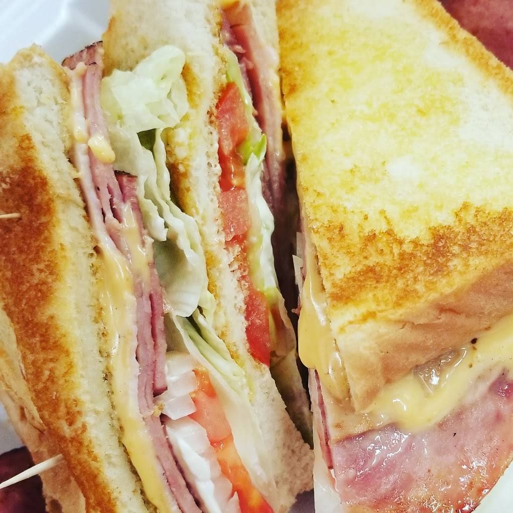 RedTyes Family Kitchen and Catering | restaurant | 2274 S Hamilton Rd, Columbus, OH 43232, USA | 6147834543 OR +1 614-783-4543