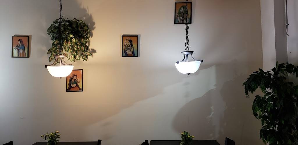 Maharani Indian Kitchen | restaurant | 104 S US-51, Forsyth, IL 62535, USA | 2178756169 OR +1 217-875-6169