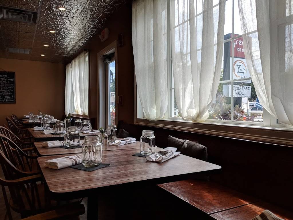 Yazs Table | restaurant | 1209 Bedford St, Abington, MA 02351, USA | 7814216118 OR +1 781-421-6118