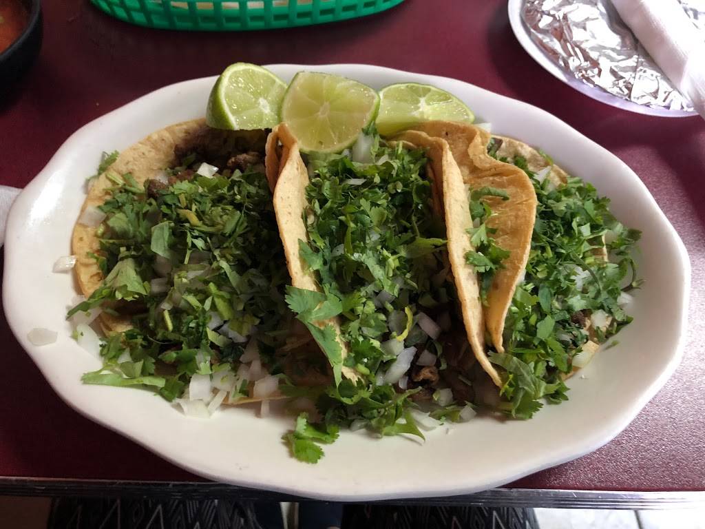 El Tapatio | restaurant | 7900 103rd St #32, Jacksonville, FL 32210, USA | 9047726934 OR +1 904-772-6934