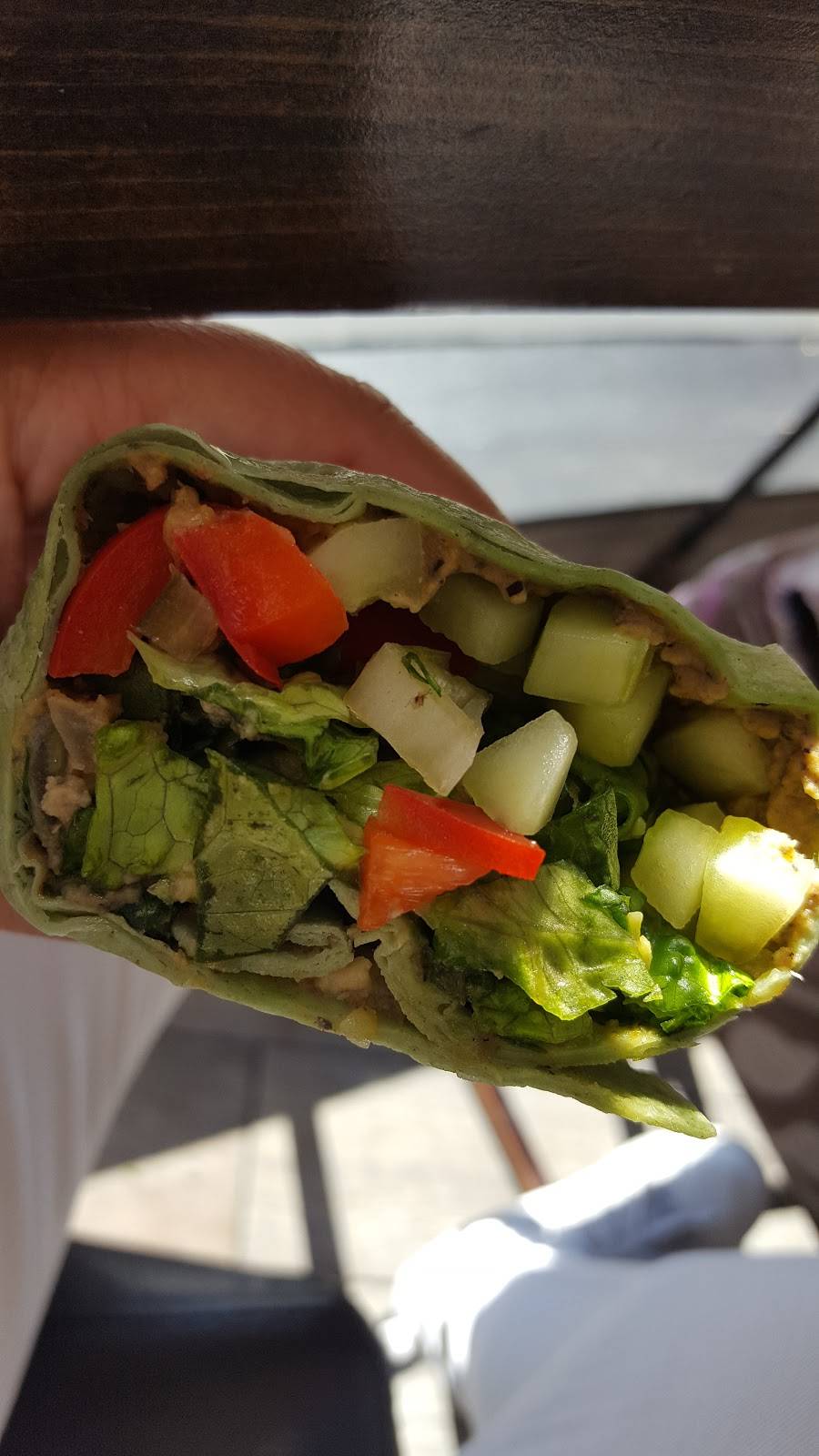 Soup Goddess | restaurant | 4001 W Riverside Dr, Burbank, CA 91505, USA | 7472418344 OR +1 747-241-8344