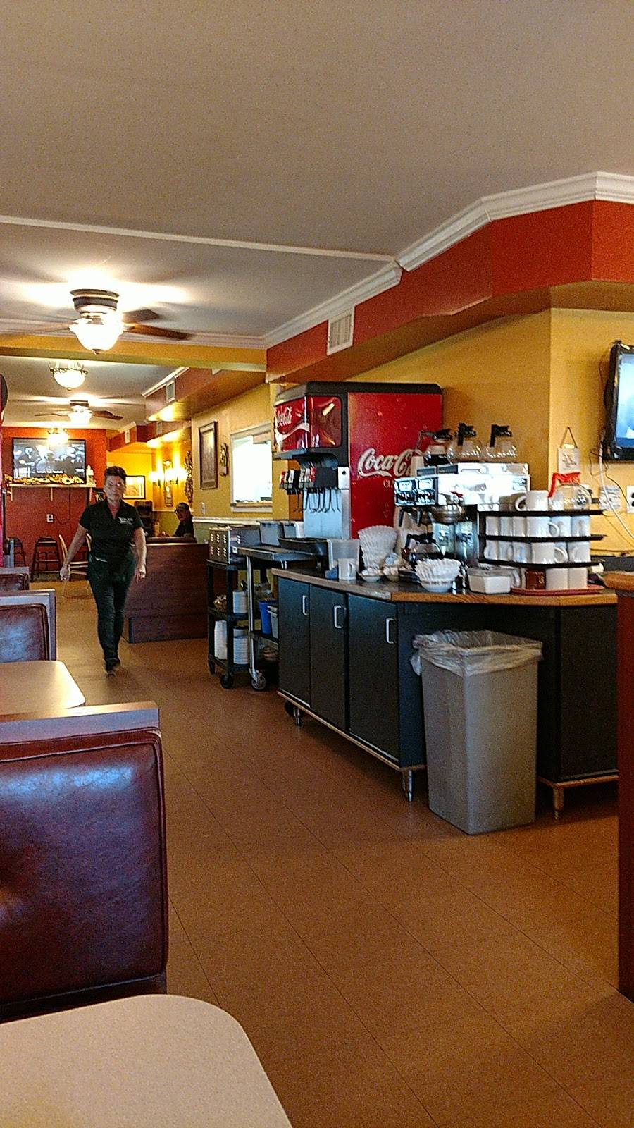 Sparrows Point Restaurant | restaurant | 4414 North Point Blvd, Sparrows Point, MD 21219, USA | 4104775480 OR +1 410-477-5480