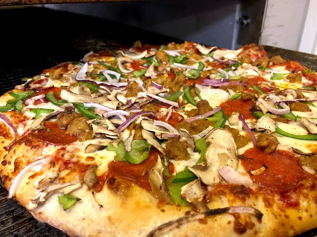 Kazoopys Pizza & Grinders Westwood | restaurant | 1908 W Main St, Kalamazoo, MI 49006, USA | 2697751100 OR +1 269-775-1100