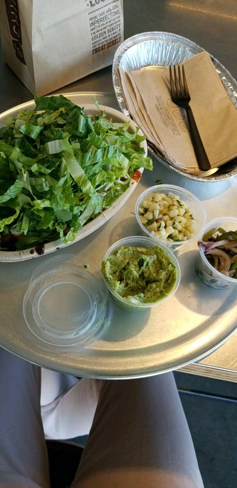 Chipotle Mexican Grill | restaurant | 954 Ernest W Barrett Pkwy NW Ste 120, Kennesaw, GA 30144, USA | 6782797996 OR +1 678-279-7996