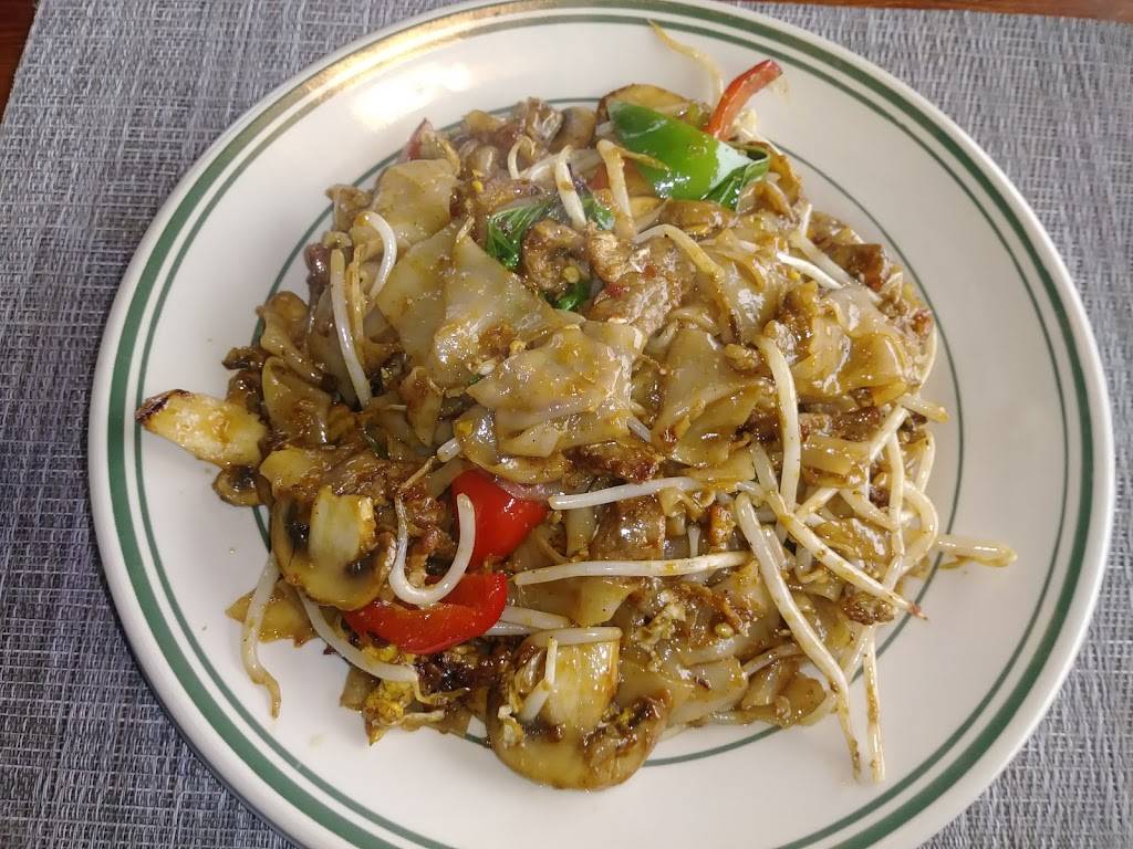 Tom Yum Thai Cuisine | restaurant | 4309 SE Woodstock Blvd # 140, Portland, OR 97206, USA | 5037880990 OR +1 503-788-0990