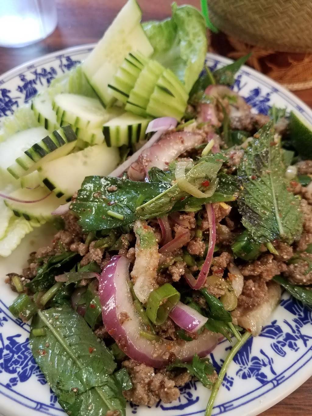 Jannoi’s App-Khao | Papaya & Noodle Shack | restaurant | 3510 Auburn Blvd #10, Sacramento, CA 95821, USA | 9164184424 OR +1 916-418-4424