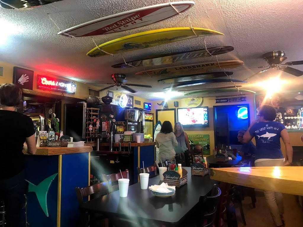 Great White Grill | restaurant | 2440 Palm Ridge Rd, Sanibel, FL 33957, USA | 2394720212 OR +1 239-472-0212