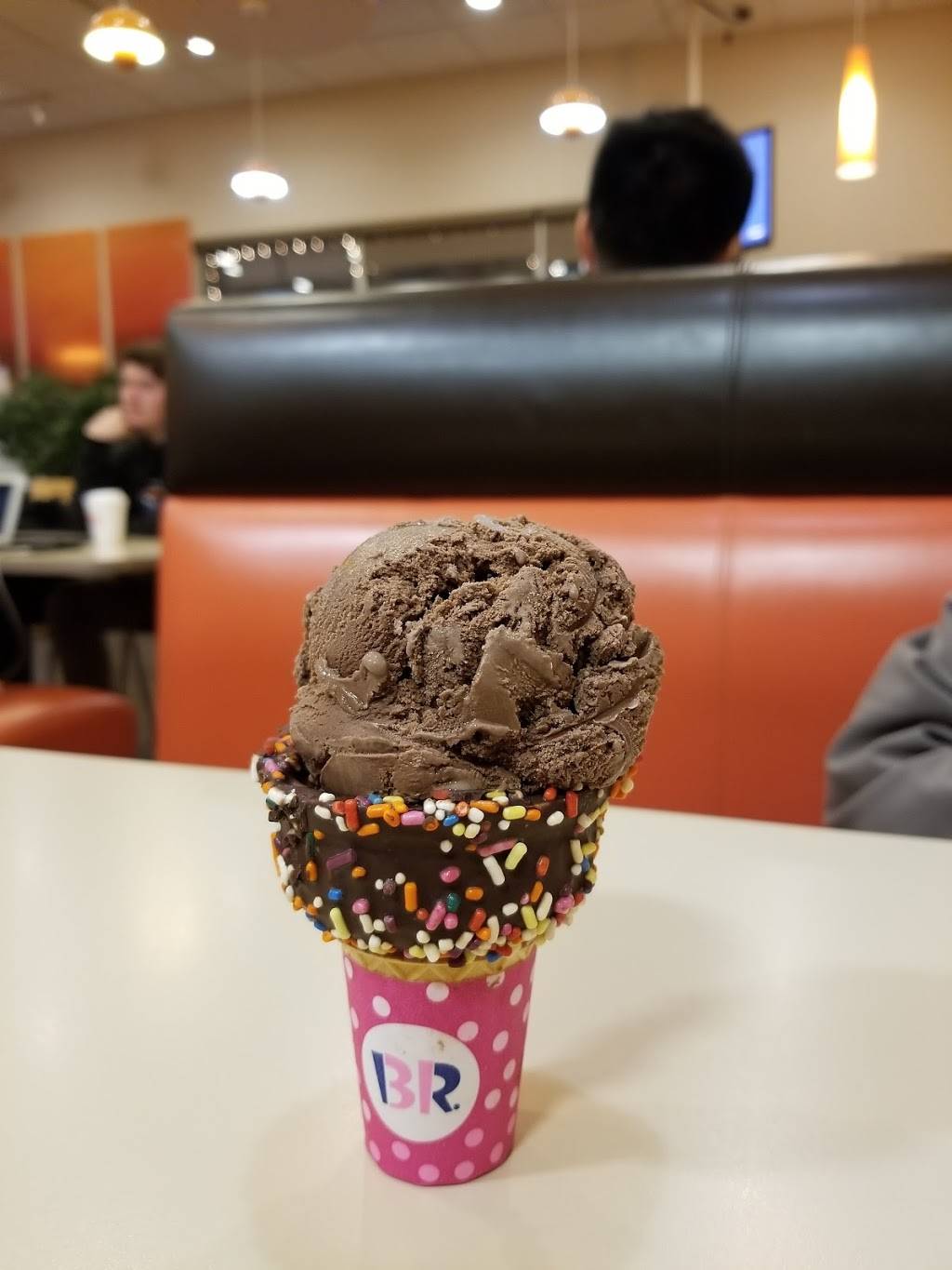 Dunkin Donuts | cafe | 7039 W Dempster St, Niles, IL 60714, USA | 8479652100 OR +1 847-965-2100