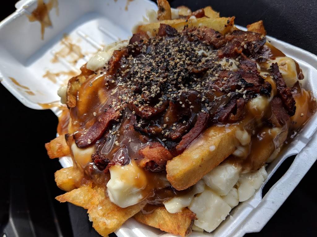 Fritomania | restaurant | 2442 St Joseph Blvd, Orléans, ON K1C 1E9, Canada | 6138304015 OR +1 613-830-4015