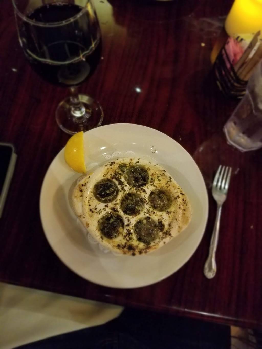 Petit Gourmet Diner | restaurant | 15975 Biscayne Blvd, Aventura, FL 33160, USA | 3059472255 OR +1 305-947-2255