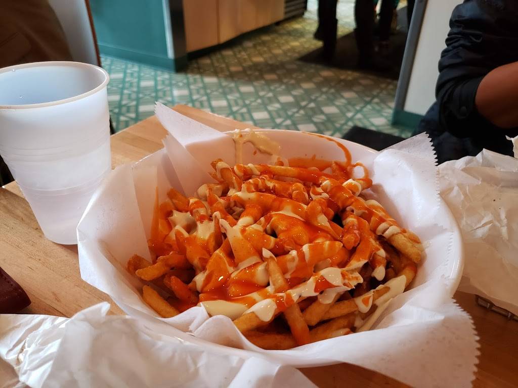 Cubbys | restaurant | 3700 N Thanksgiving Way d, Lehi, UT 84043, USA | 8017668100 OR +1 801-766-8100