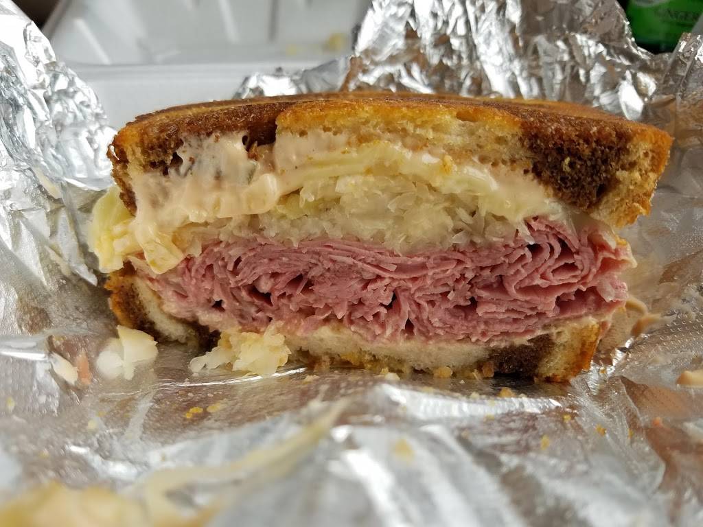 Borrellis Italian Deli | restaurant | 322 Merrimack St, Methuen, MA 01844, USA | 9786872306 OR +1 978-687-2306