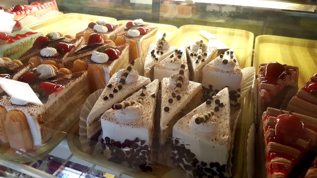 Panaderia Latina | restaurant | 6251 Little River Turnpike, Alexandria, VA 22312, USA | 7036425200 OR +1 703-642-5200