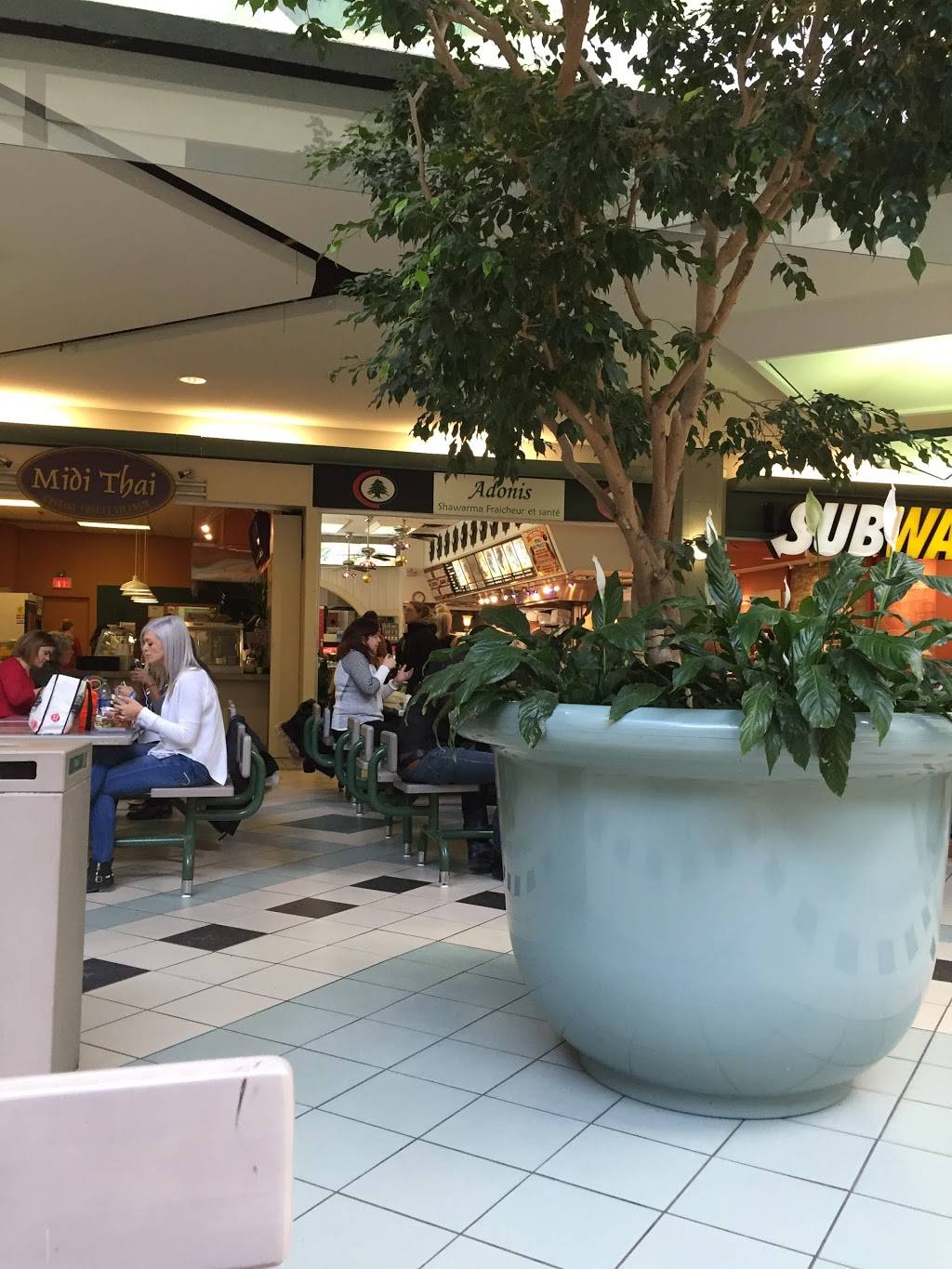 Restaurant Adonis | restaurant | 200 Prom. du Portage, Gatineau, QC J8X 4B7, Canada | 8197788922 OR +1 819-778-8922