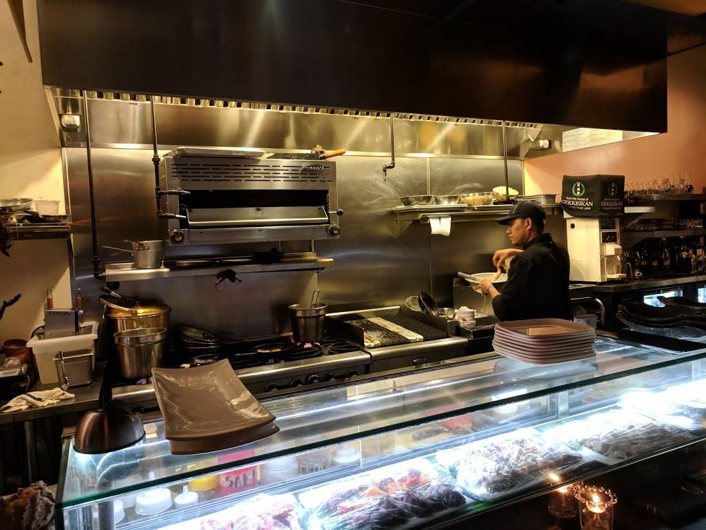 Full Moon SD | restaurant | 926 Fifth Ave, San Diego, CA 92101, USA | 6192333711 OR +1 619-233-3711