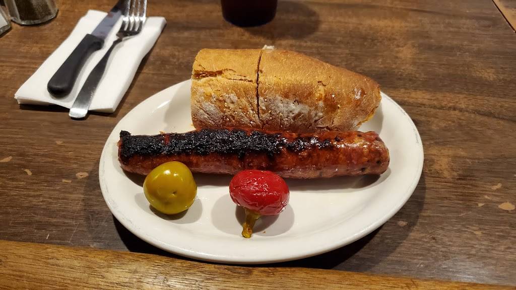 Santarpios Pizza | restaurant | 111 Chelsea St, Boston, MA 02128, USA | 6175679871 OR +1 617-567-9871