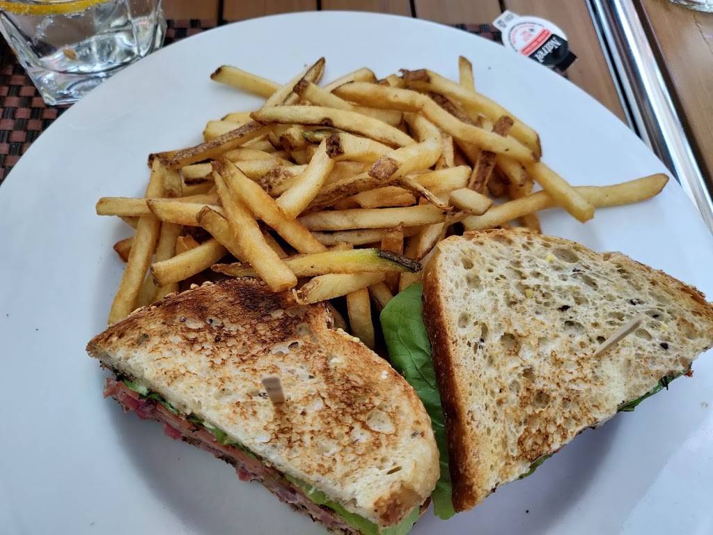 Firegrill Ville St-Laurent | restaurant | 3500 Boulevard de la Côte-Vertu, Saint-Laurent, QC H4R 2X7, Canada | 5148320222 OR +1 514-832-0222