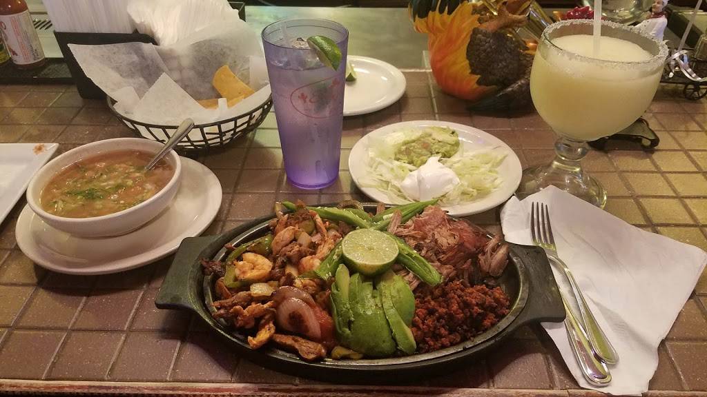 El Ranchero IV | restaurant | 921A W Atlantic St, Emporia, VA 23847, USA | 4346341119 OR +1 434-634-1119