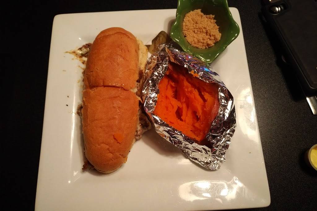 JBs Restaurant | restaurant | 115 E Van Dorn Ave, Holly Springs, MS 38635, USA | 6622740705 OR +1 662-274-0705