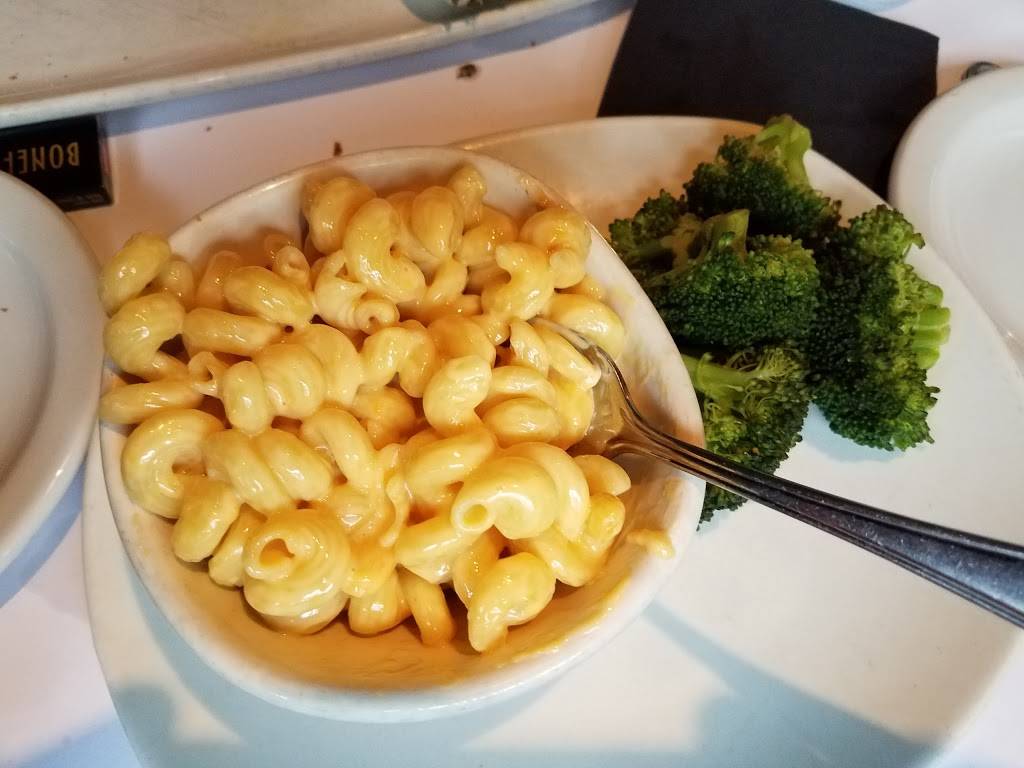 Bonefish Grill | restaurant | 6711 Ritchie Hwy, Glen Burnie, MD 21061, USA | 4105530299 OR +1 410-553-0299