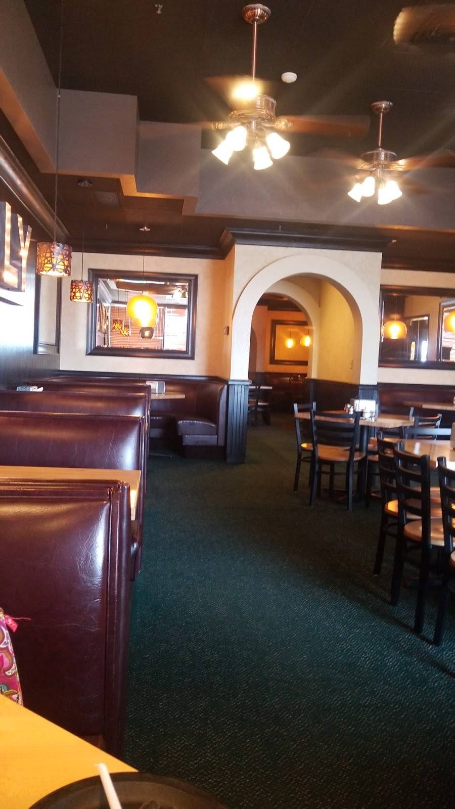 Monicals Pizza | restaurant | 2103 Veterans Pkwy, Bloomington, IL 61704, USA | 3096626933 OR +1 309-662-6933