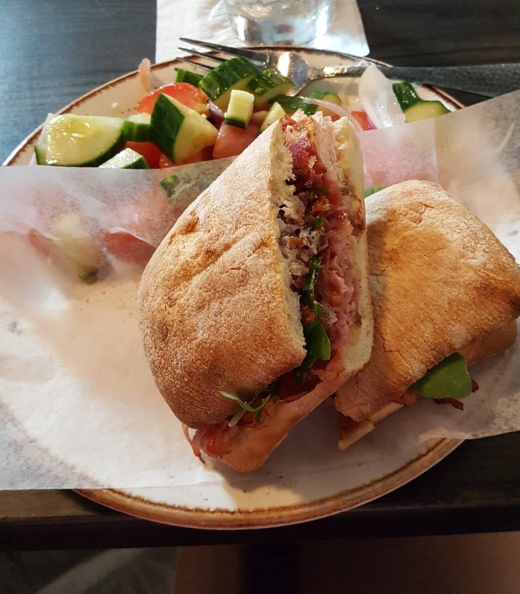 Licaris Sicilian Pizza Kitchen-No.2 | restaurant | 3627 Baldwin St, Hudsonville, MI 49426, USA | 6167773100 OR +1 616-777-3100