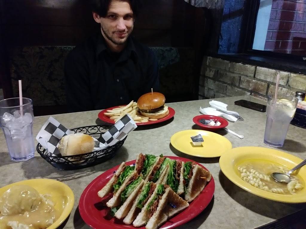 Round the Clock Highland | restaurant | 9010 Indianapolis Blvd, Highland, IN 46322, USA | 2199234546 OR +1 219-923-4546