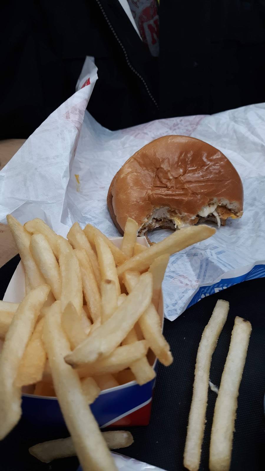 Dairy Queen Grill & Chill | restaurant | 11631 W 64th Ave, Arvada, CO 80004, USA | 3034244101 OR +1 303-424-4101