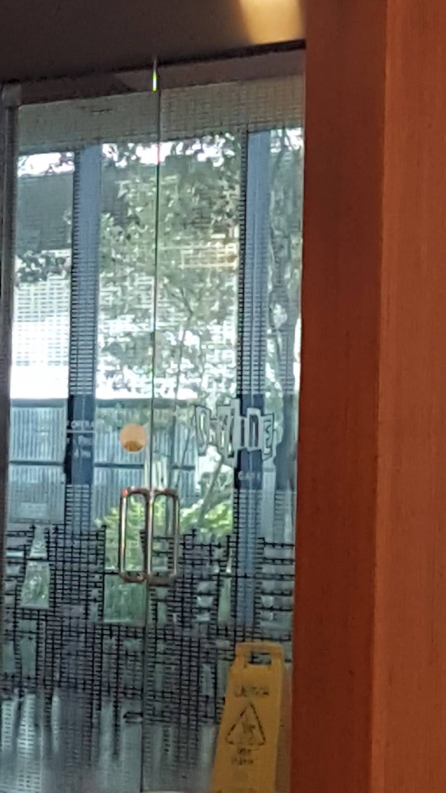 Skyline Deli & Cafe | restaurant | 575 N Dairy Ashford Rd, Houston, TX 77079, USA | 2817593354 OR +1 281-759-3354