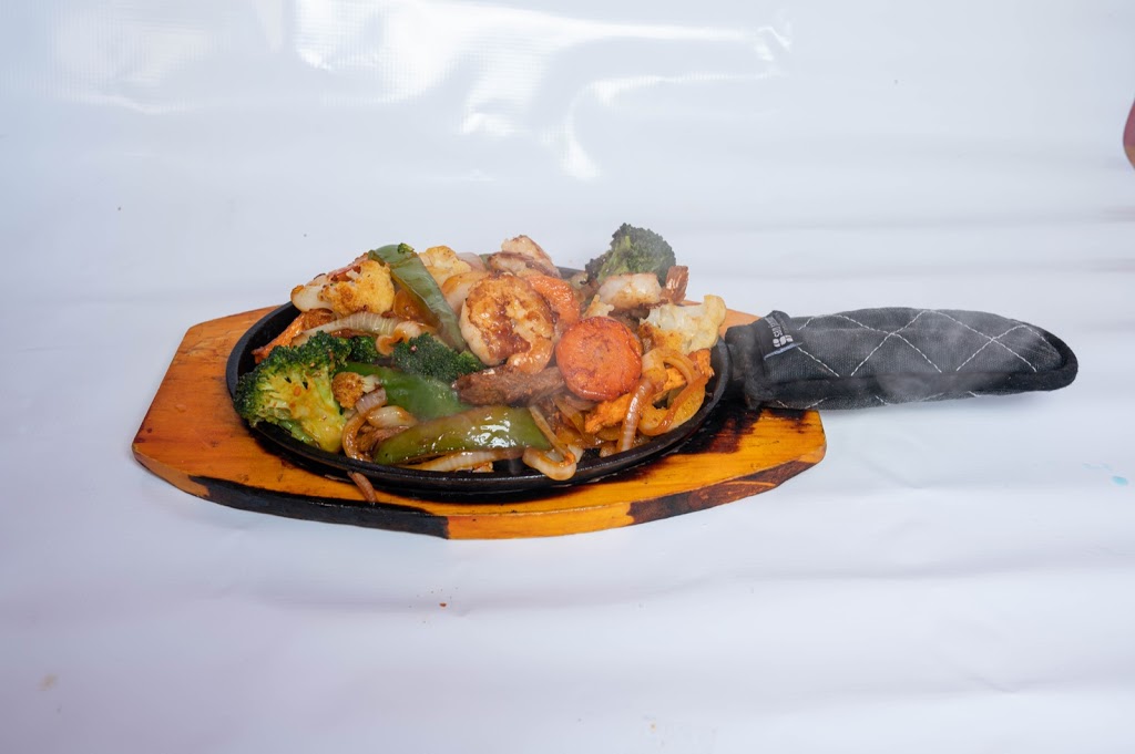 Pueblo Viejo # 2 | restaurant | 309 Bennington St, Boston, MA 02128, USA | 6175619333 OR +1 617-561-9333